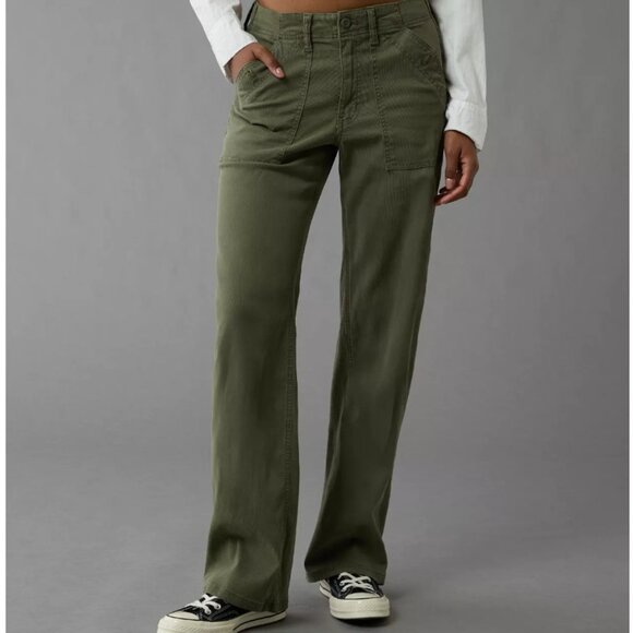 American Eagle Stovepipe Leg Stretch Green Pants NWOT - Picture 1 of 9